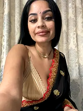  adelle online show from November 2025 12:15:02 PM