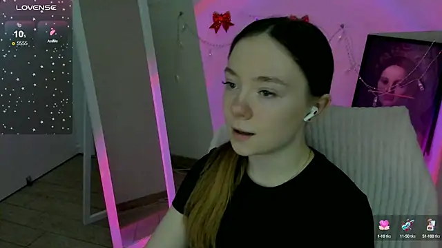 Snapshot of Florence_meow chatting on February 2025 01:32:01 PM Florence meow online show from February 2025 01:32:01 PM