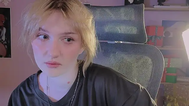 ELLIEJAY online show from January 2026 05:20:01 AM