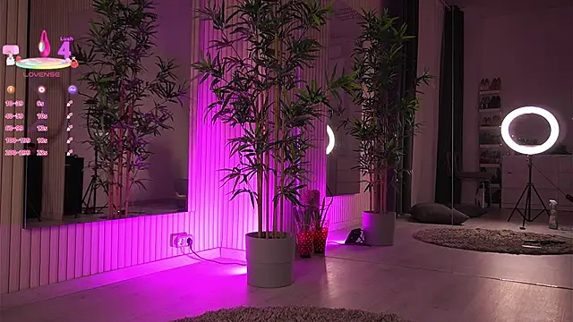 VanessaSimon online show from March 2025 09:31:02 AM