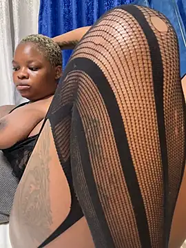 SexxyLunar online show from July 2026 03:09:02 AM