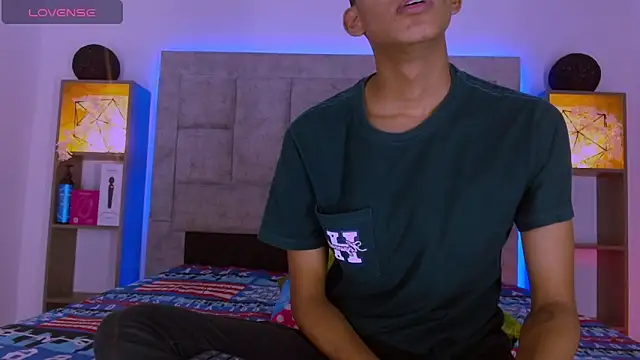 Snapshot of dilan_alfonzo chatting on December 2025 07:18:01 PM dilan alfonzo online show from December 2025 07:18:01 PM