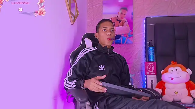 Snapshot of dilan_alfonzo chatting on March 2026 05:55:01 AM dilan alfonzo online show from March 2026 05:55:01 AM