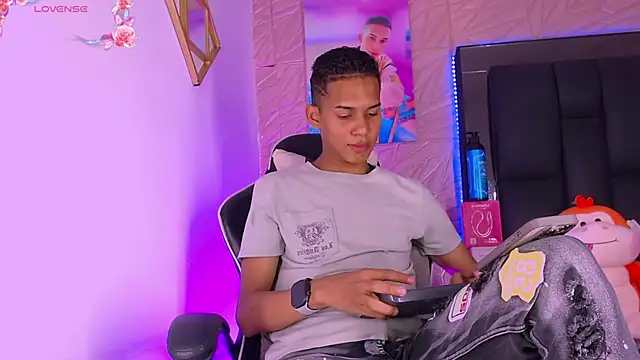 dilan alfonzo online show from April 2026 02:07:02 AM