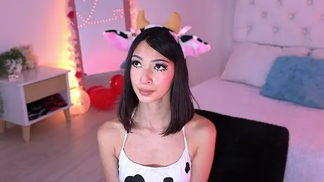 little kawaiigirl  online show from February 2026 01:34:01 AM