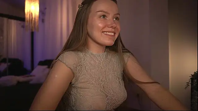 Snapshot of DaisyStacey chatting on August 2026 06:44:01 PM DaisyStacey online show from August 2026 06:44:01 PM