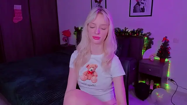 AleksaBlonde online show from December 2024 08:41:01 AM