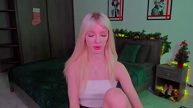 AleksaBlonde online show from December 2024 11:07:02 AM