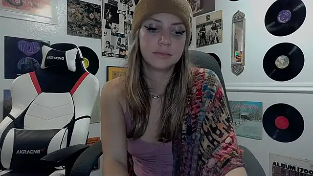 molly witha chance online show from January 2025 06:20:02 AM