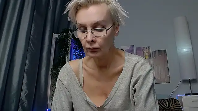 HelgaHimmell online show from January 2025 03:26:01 AM