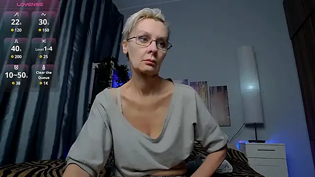 HelgaHimmell online show from January 2025 03:44:01 AM