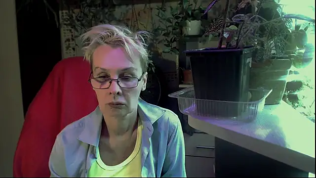 HelgaHimmell online show from July 2026 03:21:02 PM