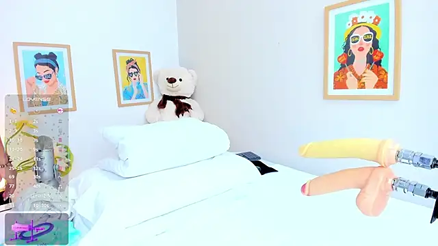 jasminnee  online show from February 2026 01:59:01 PM