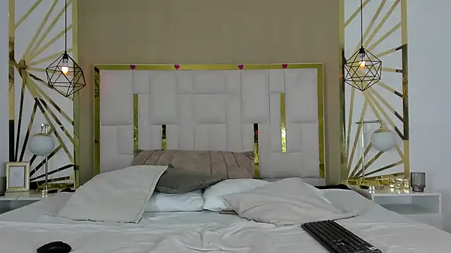 Snapshot of thiago19s chatting on November 2025 08:41:02 PM thiago19s online show from November 2025 08:41:02 PM