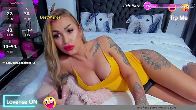 GlossyDiamondX online show from October 2025 03:47:01 AM