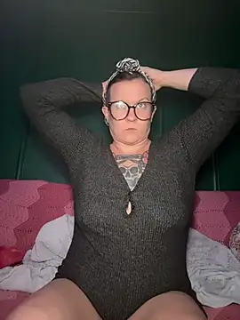 quinnmariexo online show from April 2026 12:05:02 AM