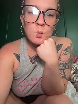 quinnmariexo online show from May 2026 04:15:02 PM