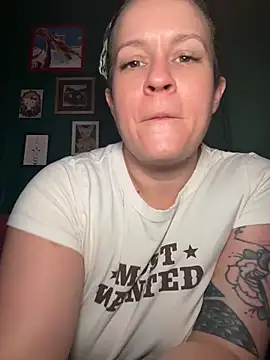 quinnmariexo online show from July 2026 06:02:02 PM