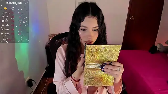 Snapshot of youpinkgirl_ chatting on December 2024 10:45:01 PM youpinkgirl online show from December 2024 10:45:01 PM