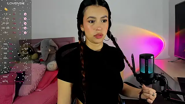 Snapshot of youpinkgirl_ chatting on January 2025 11:10:02 PM youpinkgirl online show from January 2025 11:10:02 PM