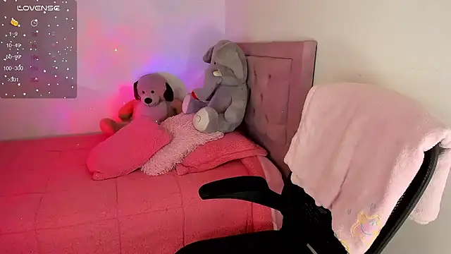 Snapshot of youpinkgirl_ chatting on January 2025 08:28:01 PM youpinkgirl online show from January 2025 08:28:01 PM