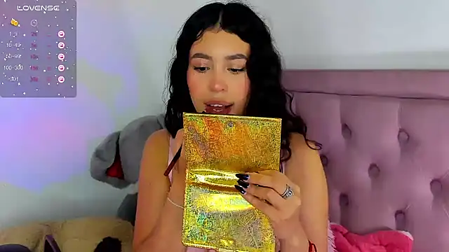 Snapshot of youpinkgirl_ chatting on January 2025 05:30:01 AM youpinkgirl online show from January 2025 05:30:01 AM