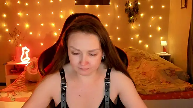desperatehousewife   online show from July 2026 07:12:02 PM
