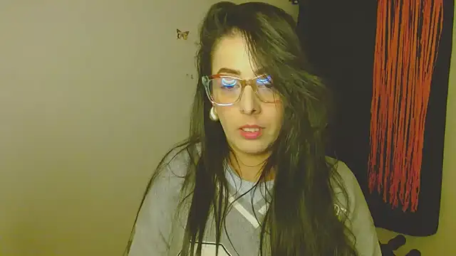 Snapshot of ella_peck chatting on October 2025 05:53:02 AM ella peck online show from October 2025 05:53:02 AM