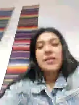 Snapshot of Sophie-hatter chatting on January 2025 12:12:01 AM Sophie-hatter online show from January 2025 12:12:01 AM