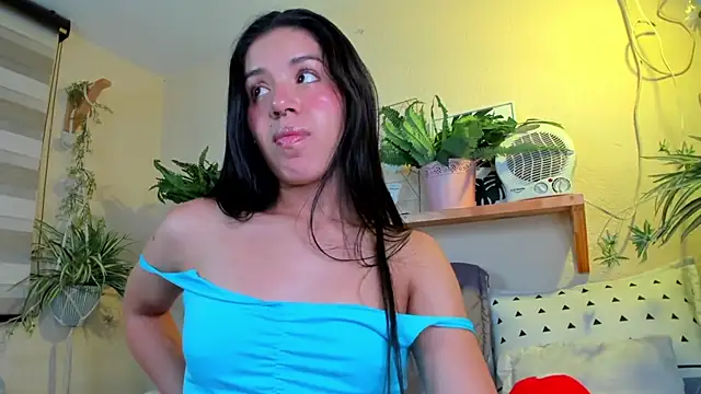 Snapshot of MiaaRose chatting on March 2025 09:37:01 PM MiaaRose online show from March 2025 09:37:01 PM