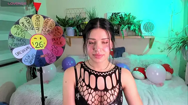 Snapshot of MiaaRose chatting on December 2025 12:16:02 AM MiaaRose online show from December 2025 12:16:02 AM