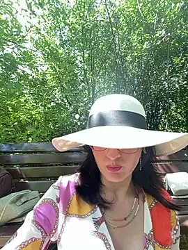 Snapshot of classyladyrellax chatting on June 2026 12:19:02 PM classyladyrellax online show from June 2026 12:19:02 PM