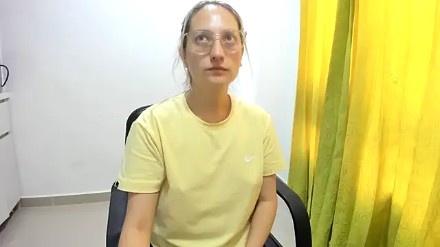 Adele johnsonn1 online show from December 2024 03:25:02 PM