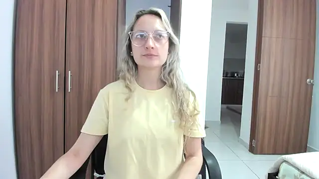 Adele johnsonn1 online show from September 2025 02:51:01 PM