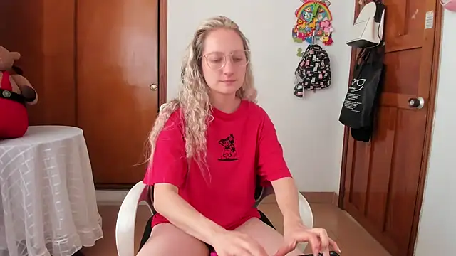 Adele johnsonn1 online show from July 2026 04:27:02 PM