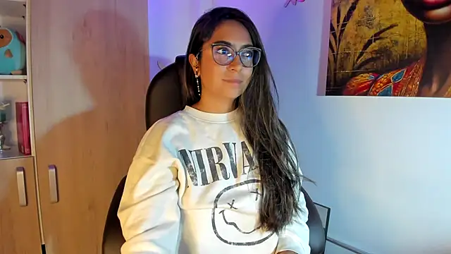 Isabellaa22 1 online show from October 2025 03:29:02 AM