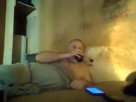 Nightshade7712 online show from September 2025 09:14:02 PM