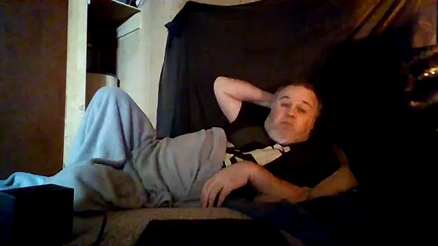 Nightshade7712 online show from February 2026 04:26:01 PM