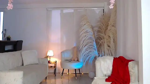 AnikaDragun online show from March 2025 11:29:02 AM