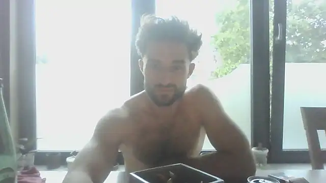 Snapshot of Vekie_007 chatting on July 2026 03:54:02 AM Vekie 007 online show from July 2026 03:54:02 AM