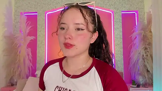 Snapshot of Aurora_aaa chatting on December 2024 07:48:02 PM Aurora aaa online show from December 2024 07:48:02 PM