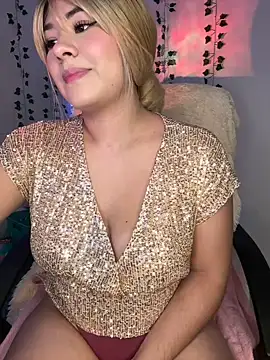 Snapshot of Grecia_21 chatting on December 2024 05:02:01 PM Grecia 21 online show from December 2024 05:02:01 PM