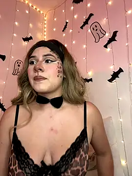 Snapshot of Grecia_21 chatting on October 2025 07:10:02 PM Grecia 21 online show from October 2025 07:10:02 PM