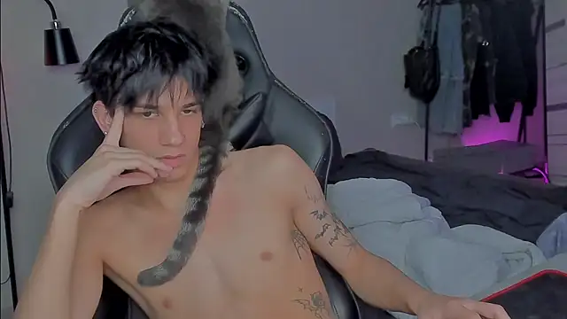 MarkBrowniii online show from January 2025 11:04:02 AM