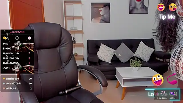 Alison Lemos online show from January 2025 07:37:01 PM