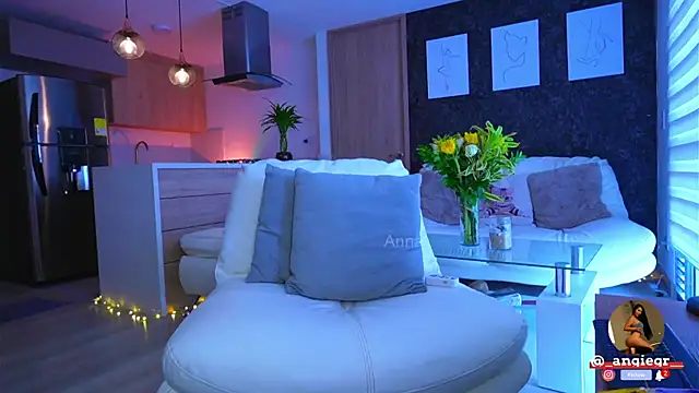 Snapshot of AnnaTaylor1 chatting on March 2025 03:56:01 PM AnnaTaylor1 online show from March 2025 03:56:01 PM