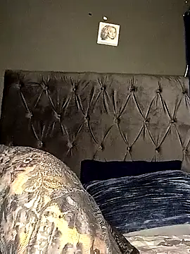 Nattybae09 online show from November 2025 11:59:01 PM