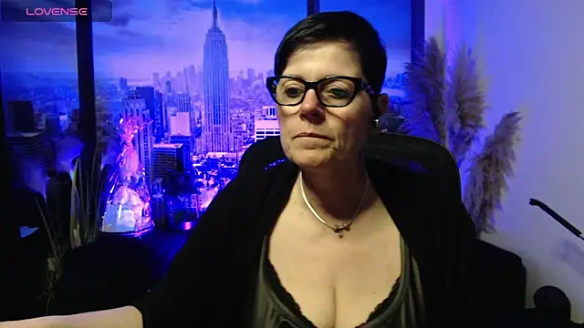 Snapshot of ninarandmann chatting on May 2026 02:34:01 PM ninarandmann online show from May 2026 02:34:01 PM