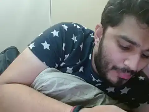 Snapshot of robintoit chatting on December 2024 08:16:01 AM robintoit online show from December 2024 08:16:01 AM