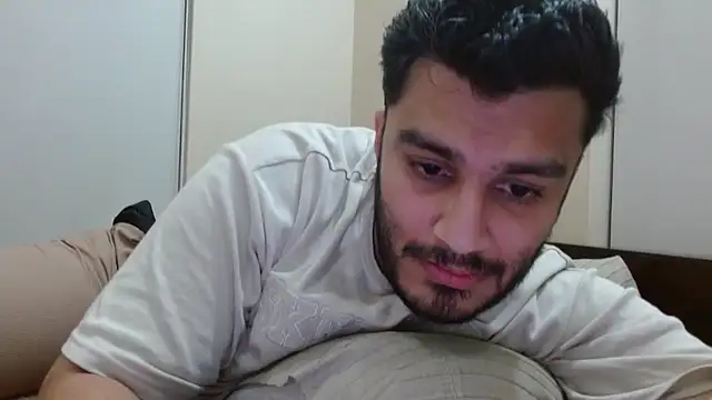 Snapshot of robintoit chatting on September 2025 03:12:02 PM robintoit online show from September 2025 03:12:02 PM